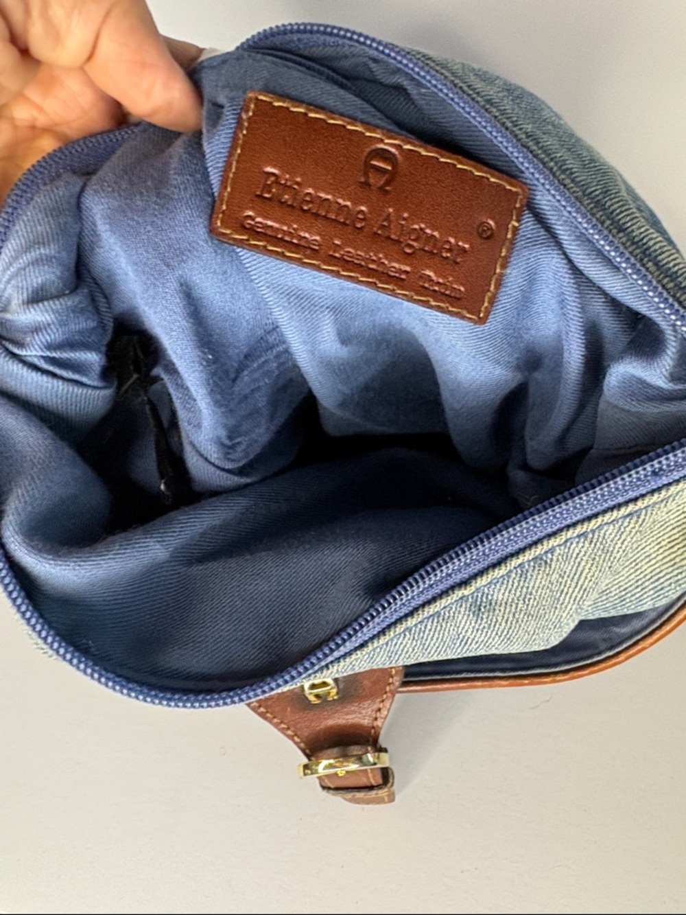 Aigner vintage Denim Crossbody Bag with Brown Leather Trim - Picture 7 of 8